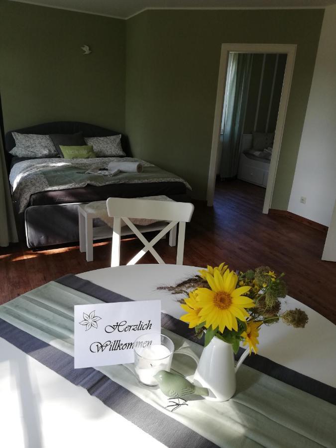 Ferienwohnung Am Kurpark บาด โคลสเตอร์เลาชนิทซ์ ภายนอก รูปภาพ