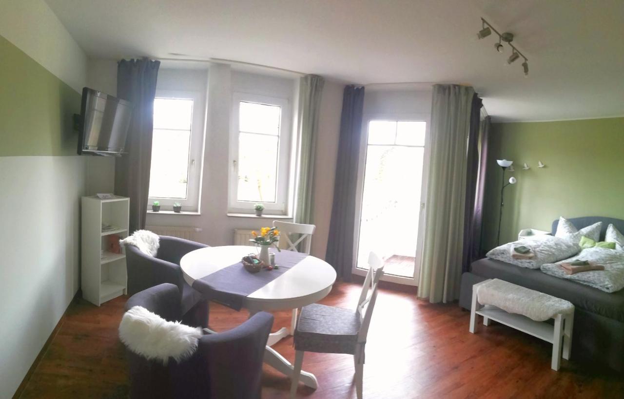 Ferienwohnung Am Kurpark บาด โคลสเตอร์เลาชนิทซ์ ภายนอก รูปภาพ